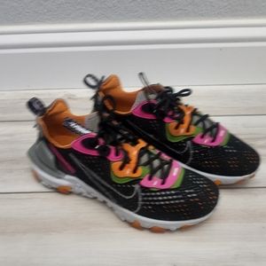 Men's Nike size 8 React Vision Orange Fushsia Used